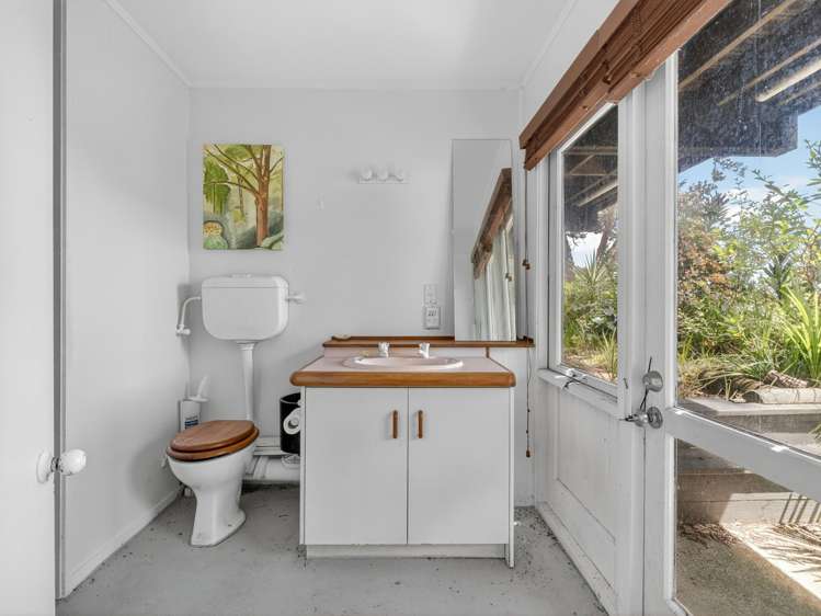 419D Manawaora Rd Parekura Bay_24
