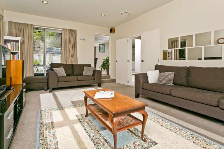 37 Northbrook Close Greenhithe_5