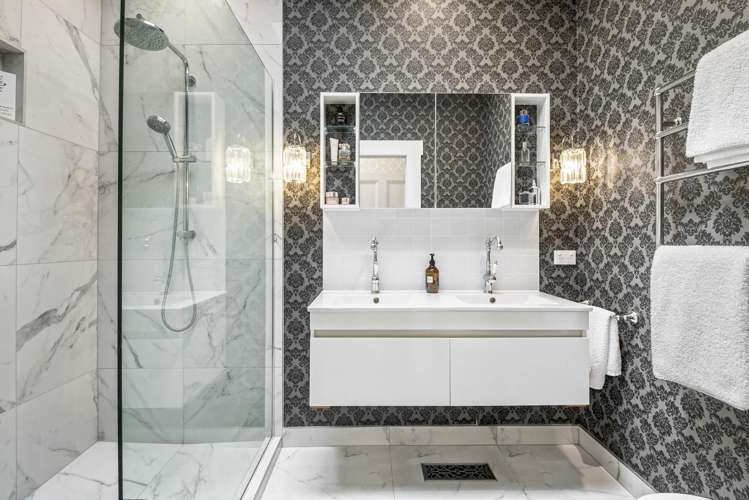 1 Milton Road Northcote Point_12