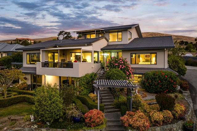 Home and income with stunning views