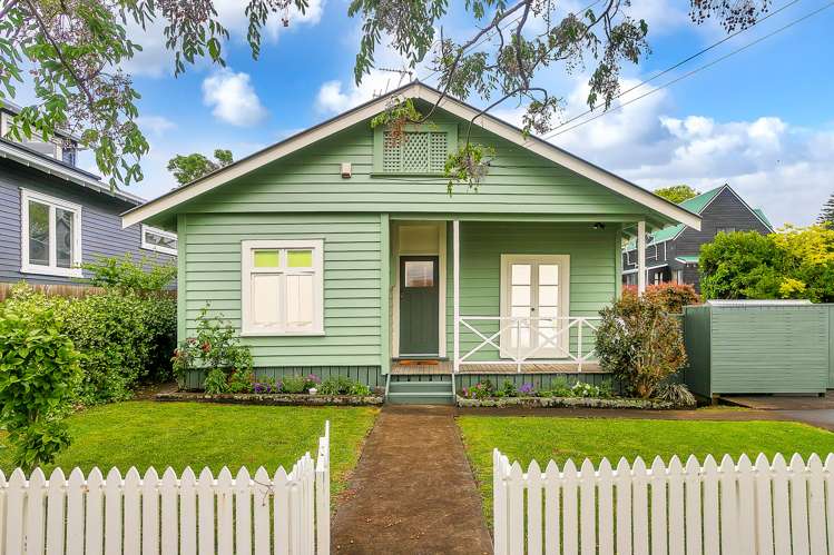 18 Oliver Street Point Chevalier_0