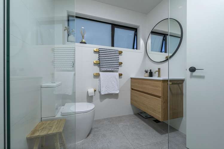 70A Neil Avenue Te Atatu Peninsula_10