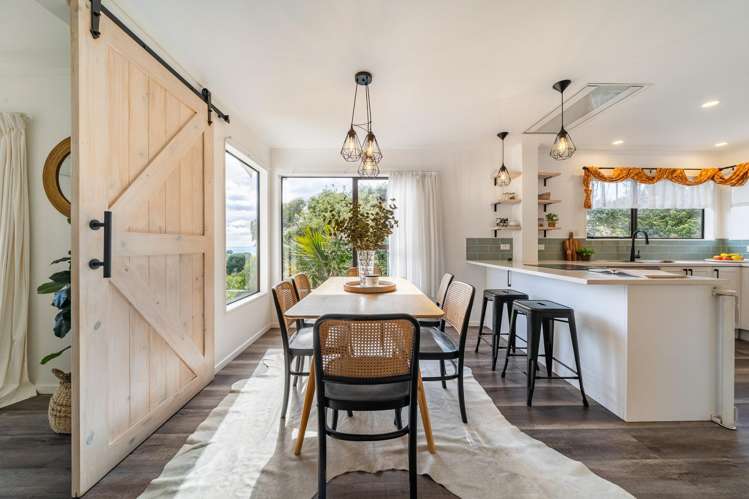 79 Sea Vista Drive Pukerua Bay_11