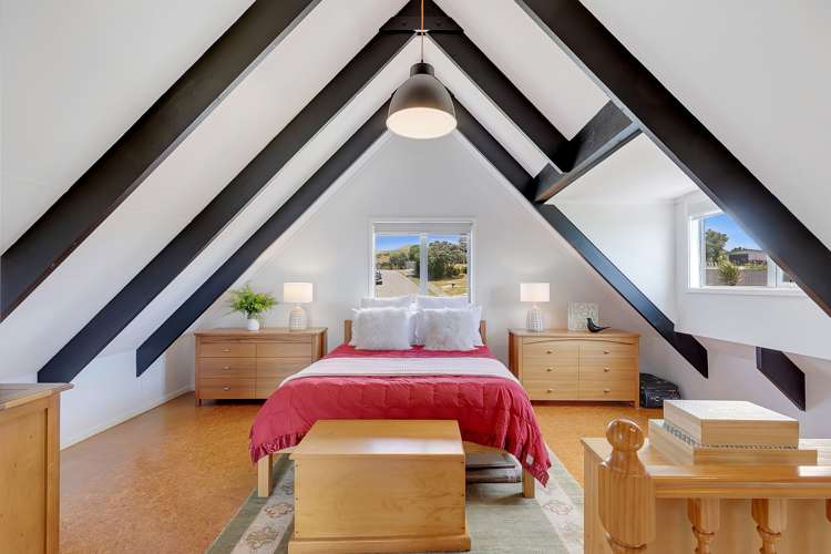 14 Tikati View Titahi Bay_13