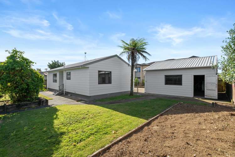 2/4 Laurie Avenue_1