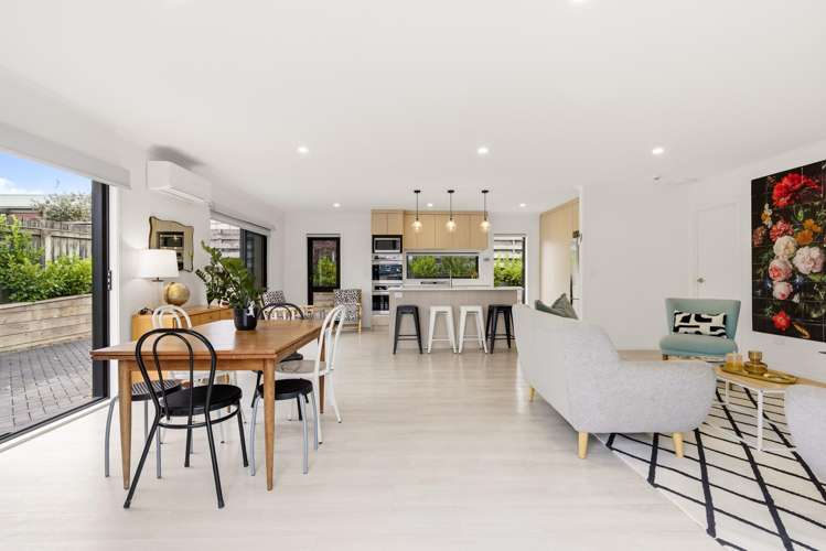 4C Mere Road Taupo_6