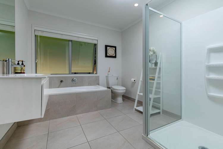 60 Upper Harbour Drive Greenhithe_15