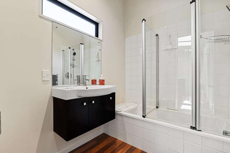 4 Elderwood Lane Edgeware_19