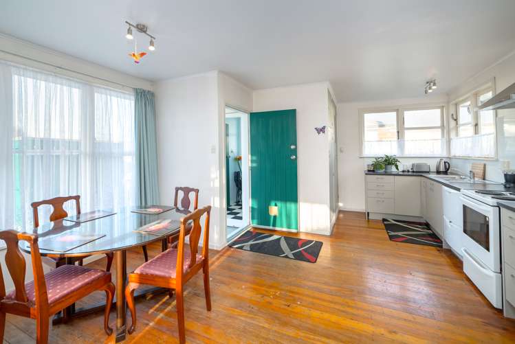 20 Stuart Crescent Masterton_2