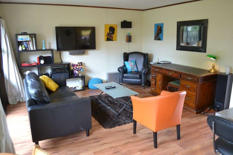 2/108 Celtic Crescent Ellerslie_1