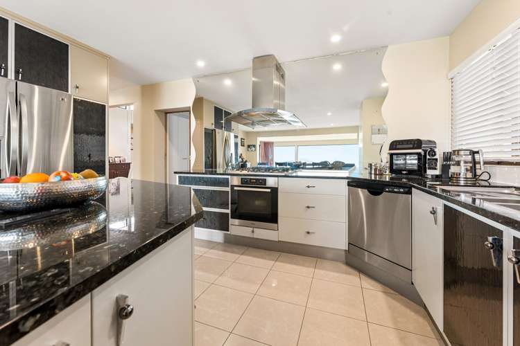 6 Durness Place Red Beach_13