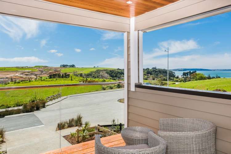 4 Bounty Road Long Bay_17