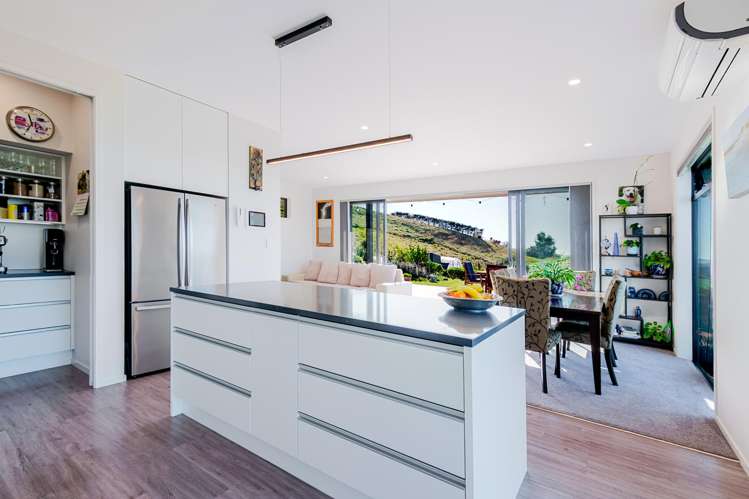 8 Country Lane Waipawa_3