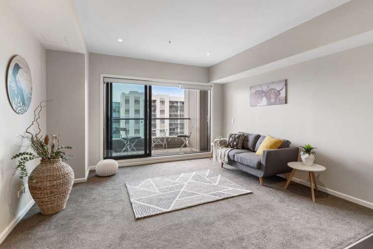 703/47 Beach Road City Centre_7