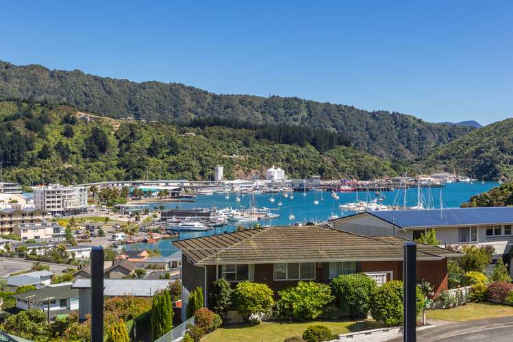 33 Seaview Crescent Picton_2