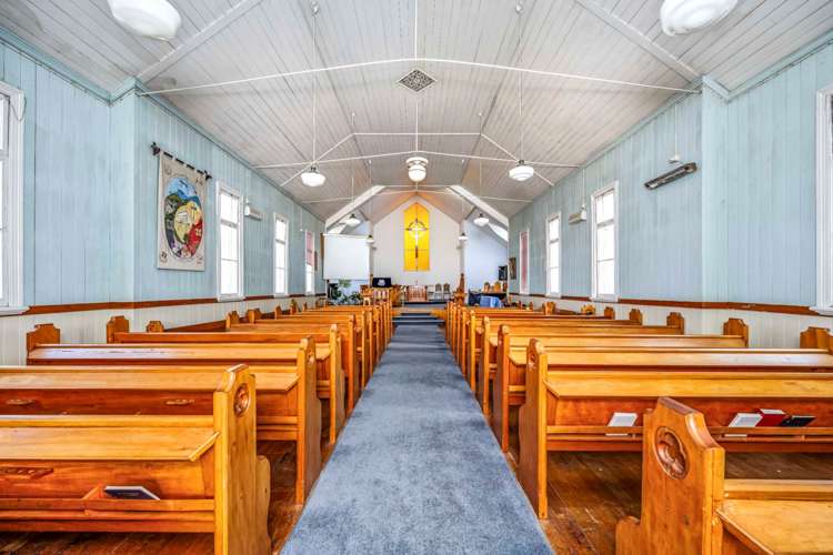 151 Lake Road Belmont_10