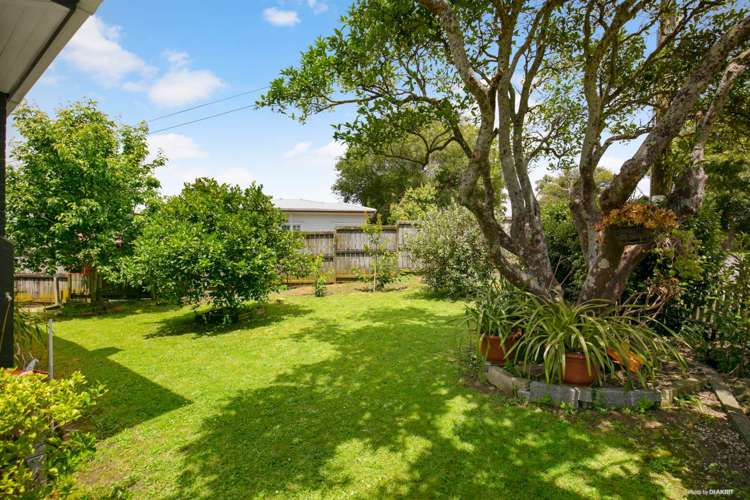 8 Lippiatt Road Otahuhu_13