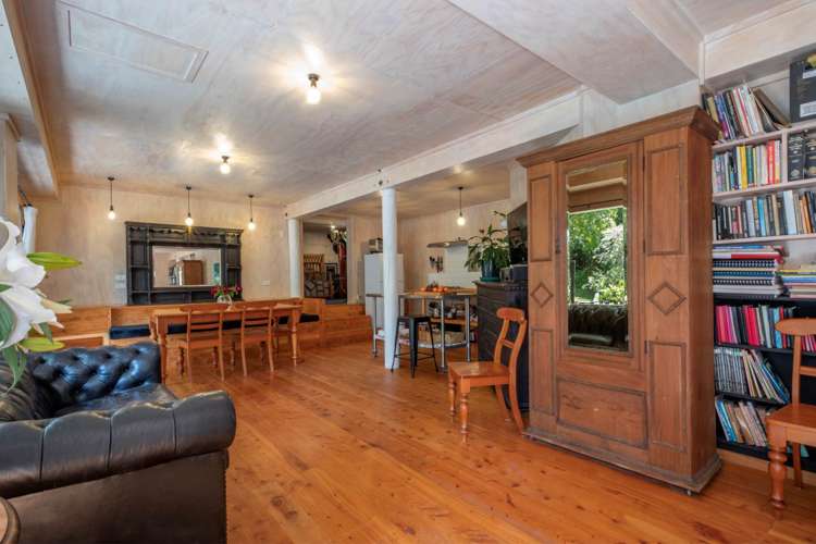 23 Kauri Point Road Laingholm_17