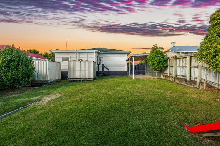 21 Islington Avenue New Lynn_17