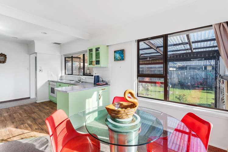 67 Hargood Street Woolston_9