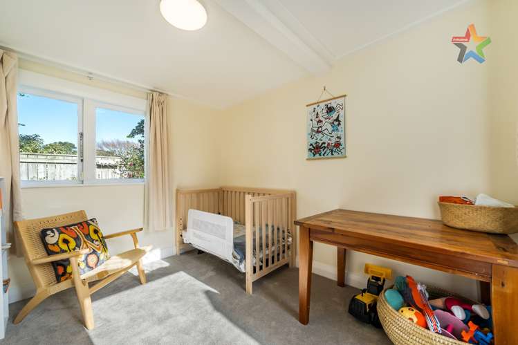 17 Pirie Crescent Moera_5