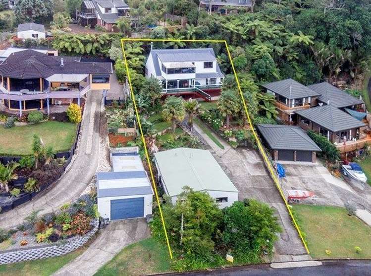 1 Pohutukawa Grove Whitianga_21