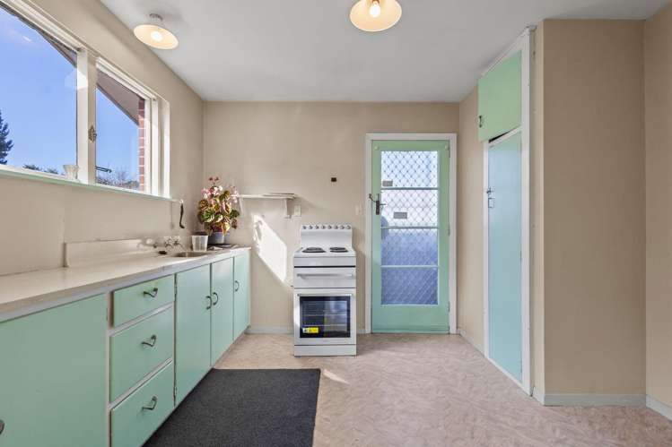 2/759 Ferry Road Woolston_2