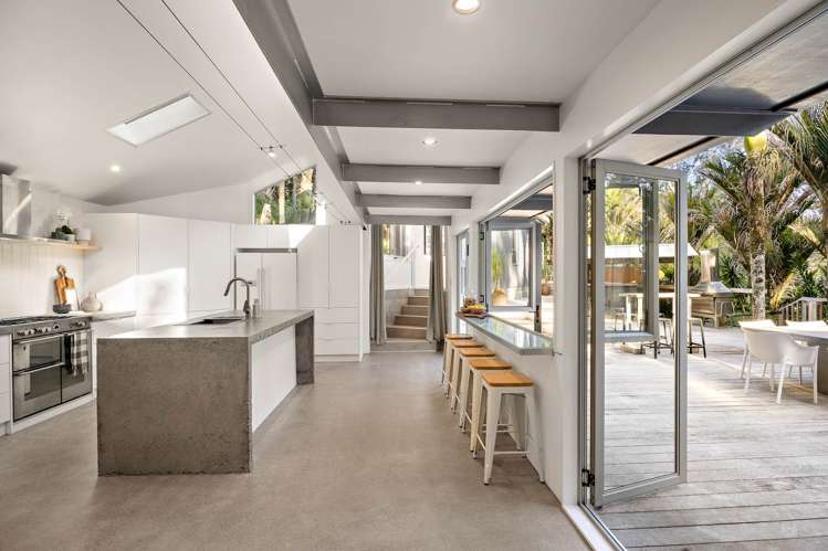 98 Motutara Road Muriwai_7