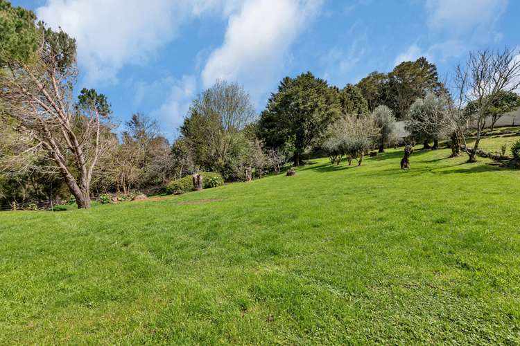 115 Woodward Road Maungatapere_31