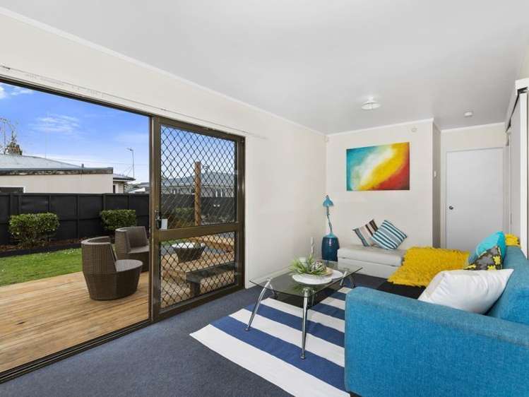 2/35 Rollerson Street Papakura_0