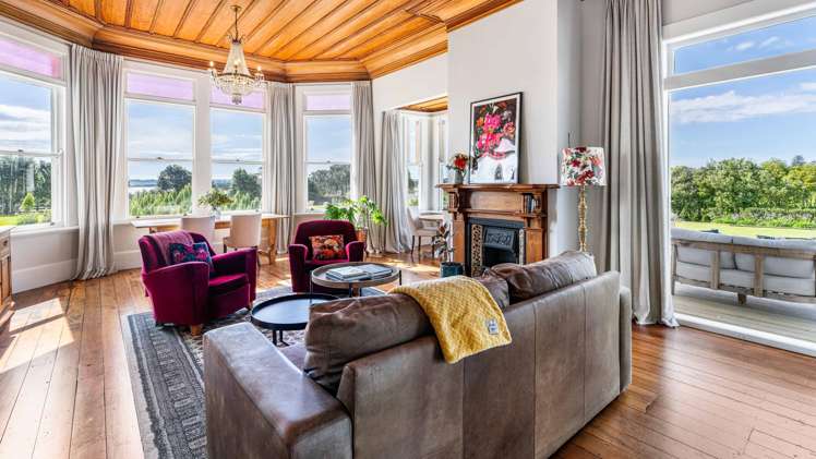 111 Wharf Road Clarks Beach_13