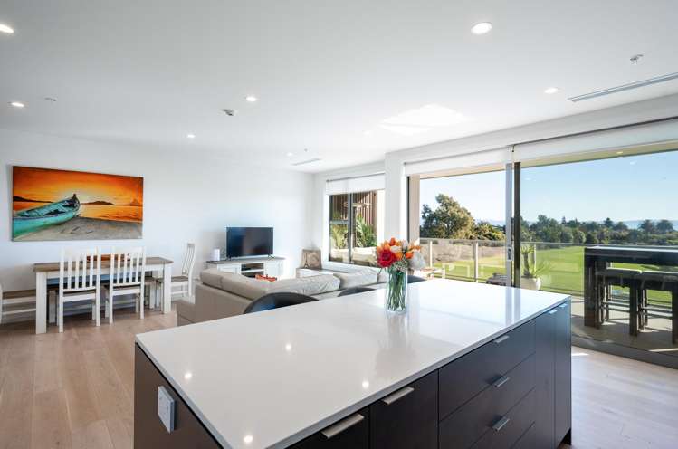 21/33 Beach Road Tahunanui_9