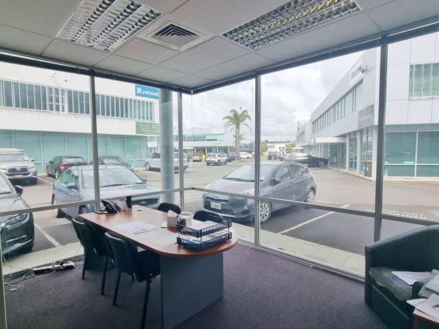 Unit G1/27 William Pickering Drive Rosedale_1