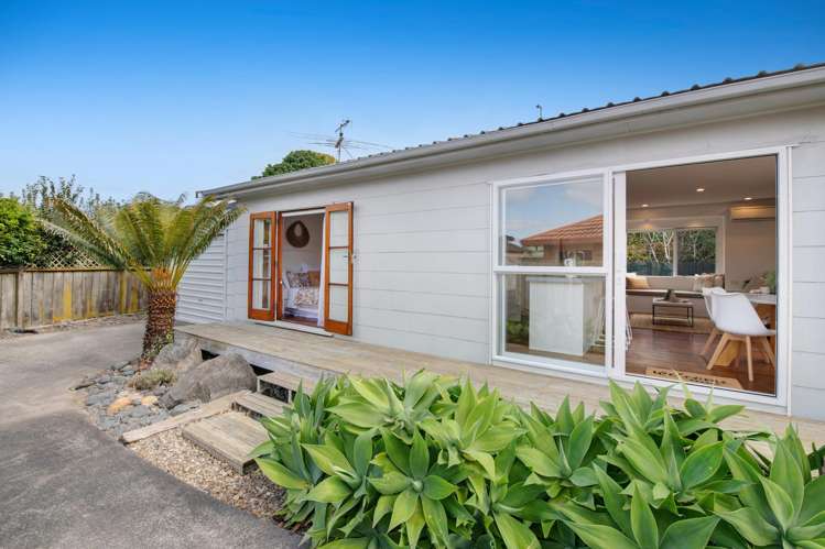 16 Ross Crescent Orewa_18