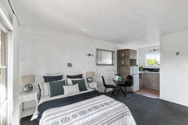 12/43 Woodward Road Mount Albert_2