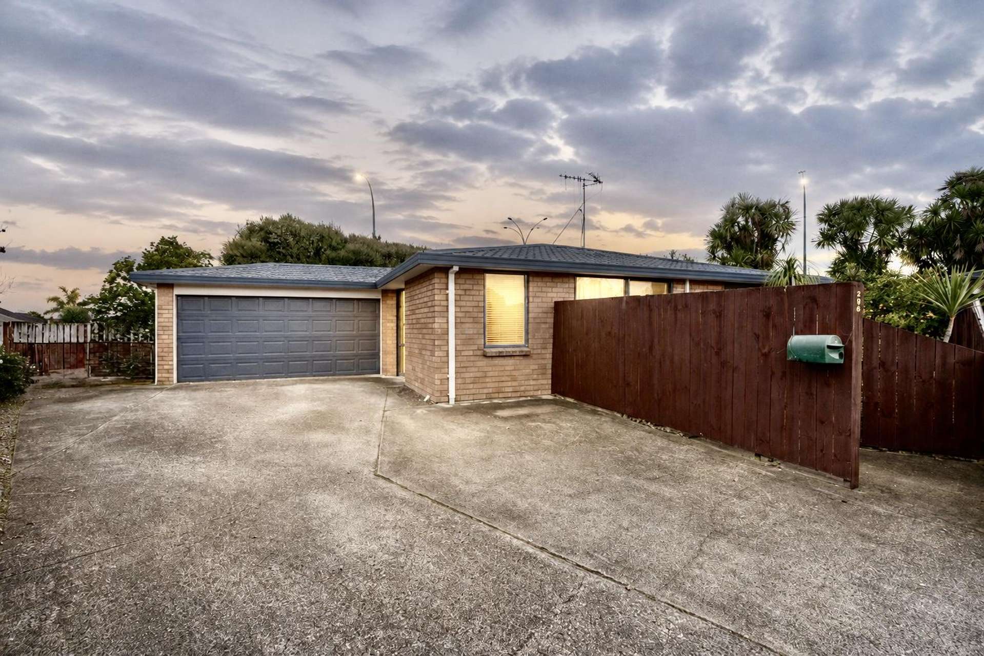 296 Thomas Road Rototuna North_0