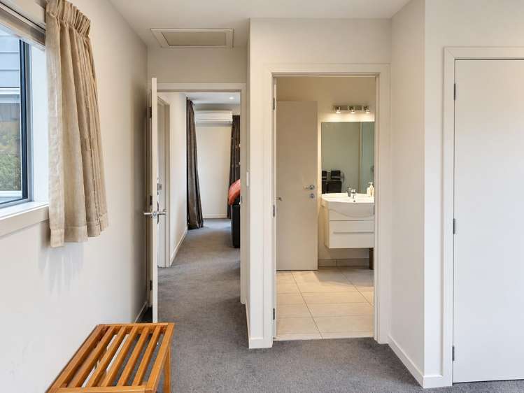 187 Aubrey Road Wānaka_17