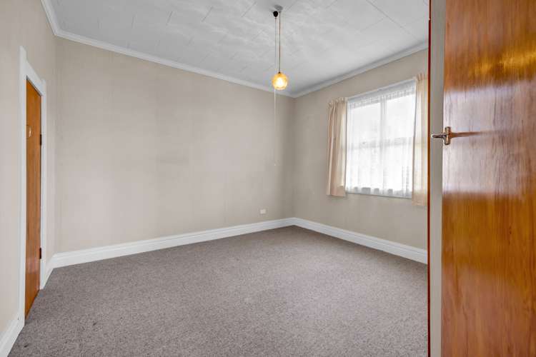 16 Layard Street Opunake_11