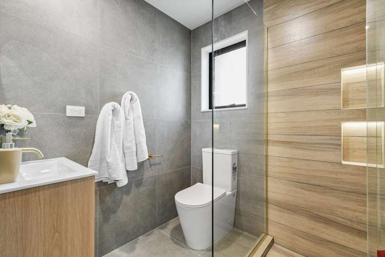 12A Damian Way Weymouth_9