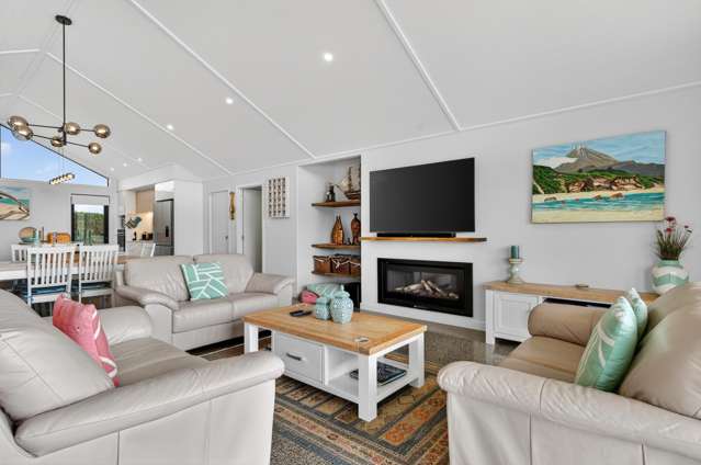 29 Daniel Parade Mangawhai_2