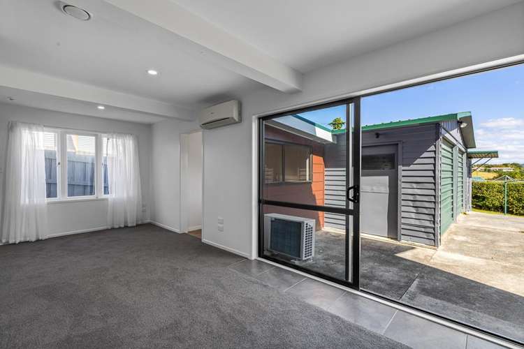 42 Foster Crescent Snells Beach_11