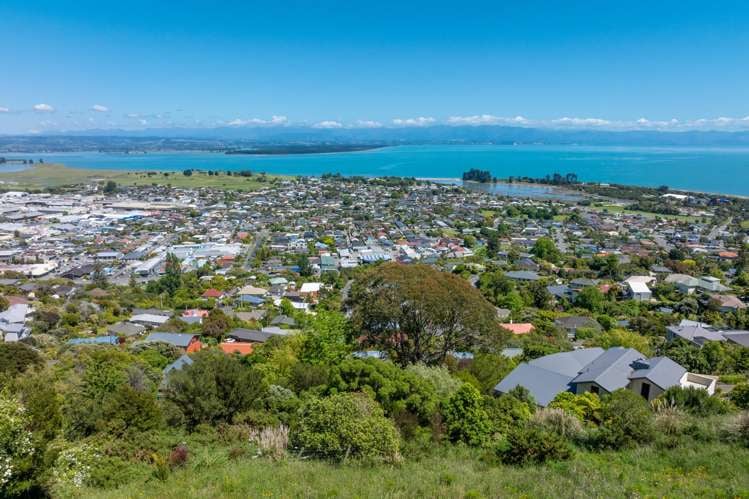 7 Atarau Way Tahunanui_9