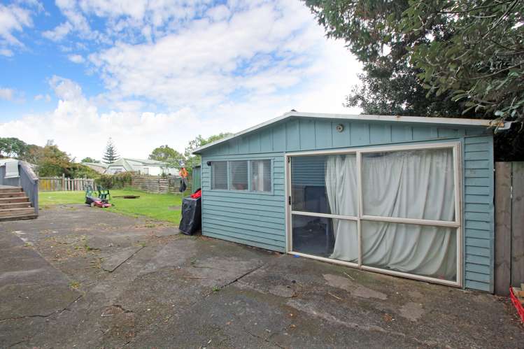 14 White Road Manurewa_5