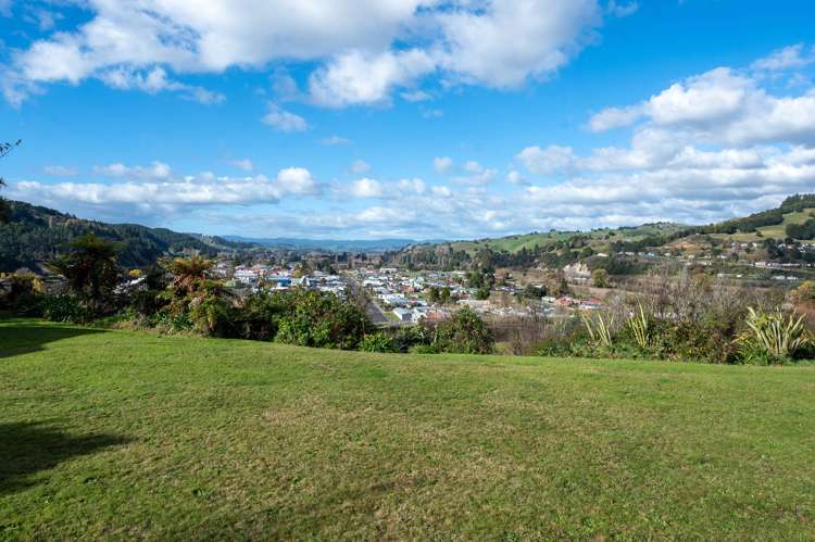27 House Avenue Taumarunui_20