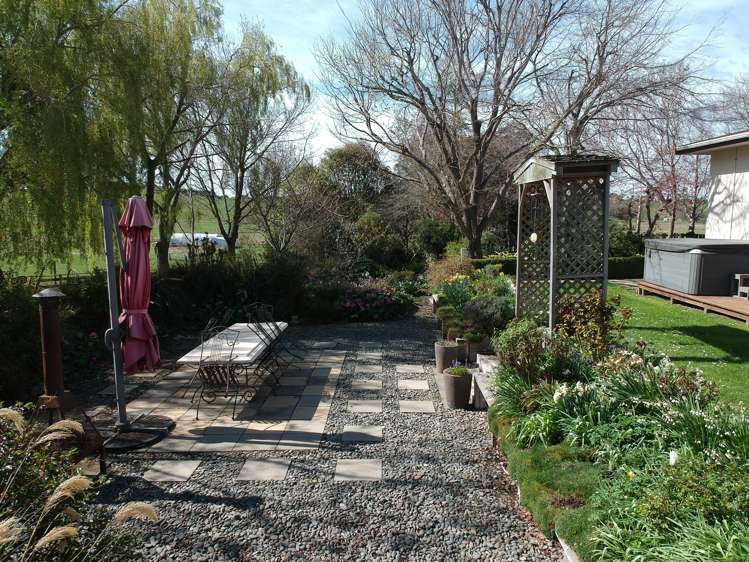 33 Devils Bridge Road Weston_31