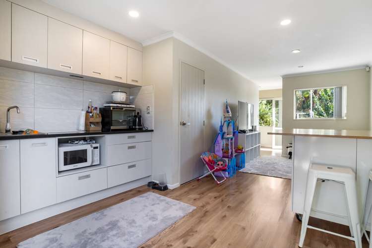 14 Domain Lane Mangere Bridge_10