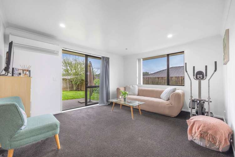 18 Misty Valley Drive Henderson_5