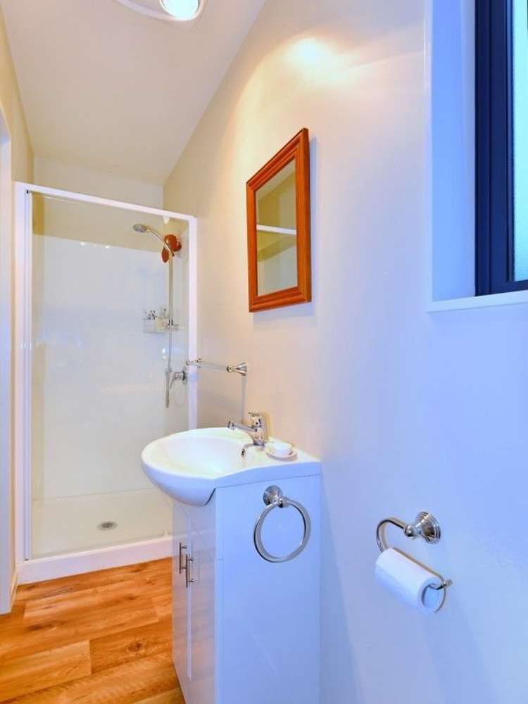 33 North Terrace Darfield_10