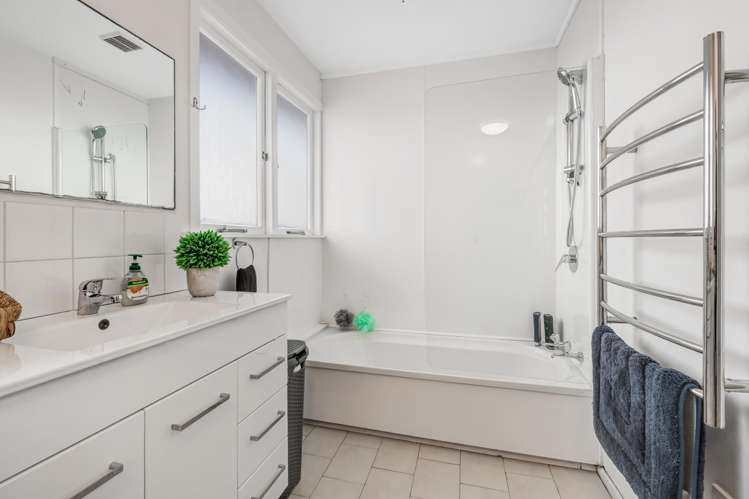 805 Whangaparaoa Road Manly_13