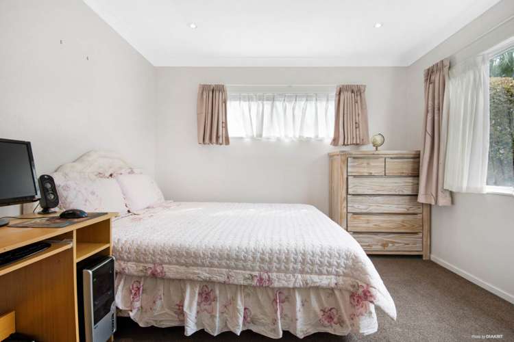 27 Miriam Corban Heights Henderson_9